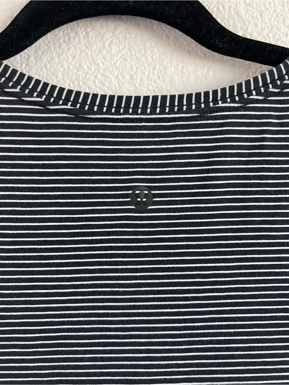 Lululemon Love Crew Short Sleeve T-Shirt Black White Small